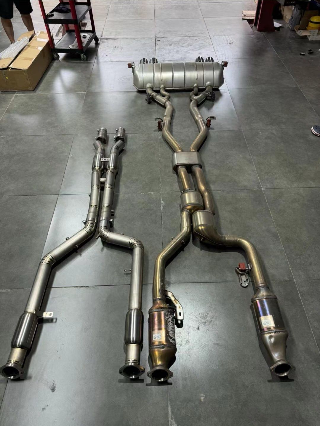 G8x Titanium Mid Pipe (M2 / M3 / M4) — photo 2
