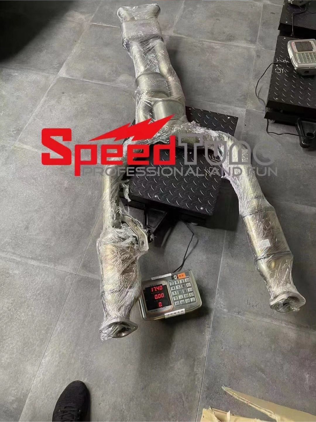 G8x Titanium Mid Pipe (M2 / M3 / M4) — photo 2