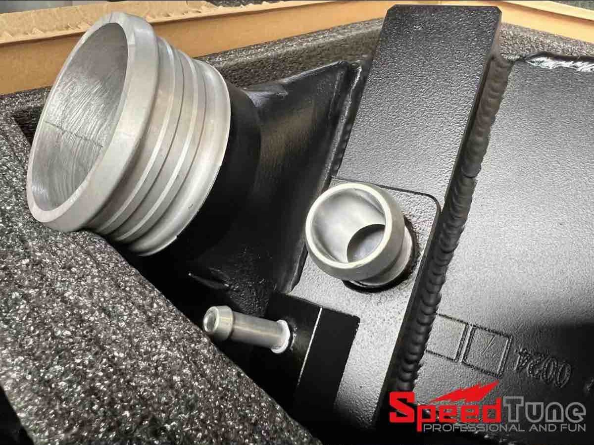 Audi RS4 / RS5 Charge Cooler — photo 2